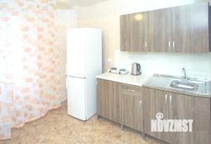 1-к квартира, посуточно, 40м2, 10/17 этаж