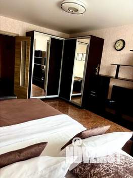 1-к квартира, посуточно, 40м2, 6/25 этаж