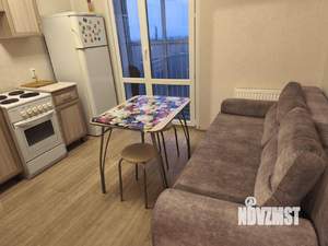 1-к квартира, посуточно, 37м2, 10/17 этаж