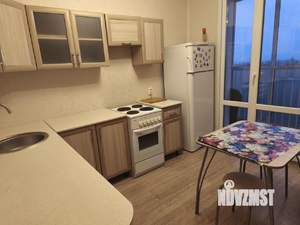 1-к квартира, посуточно, 37м2, 10/17 этаж