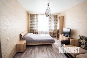 1-к квартира, посуточно, 41м2, 1/1 этаж