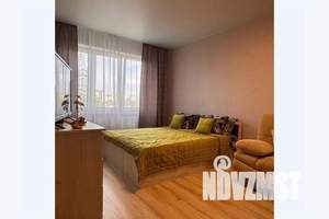 1-к квартира, посуточно, 42м2, 7/16 этаж