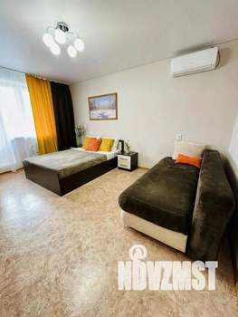 1-к квартира, посуточно, 37м2, 1/1 этаж