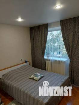 1-к квартира, посуточно, 32м2, 3/5 этаж