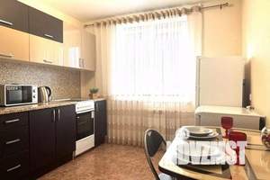 1-к квартира, посуточно, 40м2, 6/17 этаж