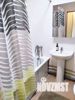 Студия квартира, посуточно, 30м2, 2/25 этаж