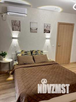 1-к квартира, посуточно, 34м2, 6/18 этаж