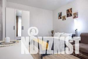 1-к квартира, посуточно, 37м2, 8/10 этаж