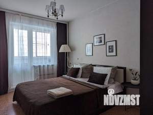 2-к квартира, посуточно, 60м2, 1/1 этаж