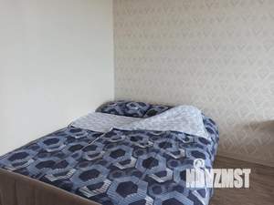 1-к квартира, посуточно, 37м2, 16/18 этаж