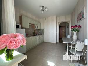 1-к квартира, посуточно, 37м2, 1/1 этаж