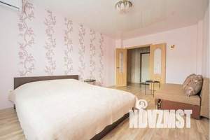 1-к квартира, посуточно, 43м2, 6/19 этаж