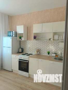 1-к квартира, посуточно, 40м2, 17/17 этаж