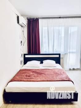 1-к квартира, посуточно, 37м2, 1/1 этаж