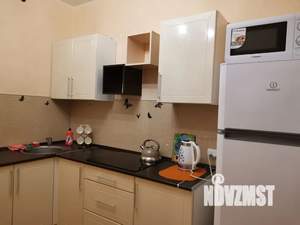 1-к квартира, посуточно, 35м2, 12/17 этаж