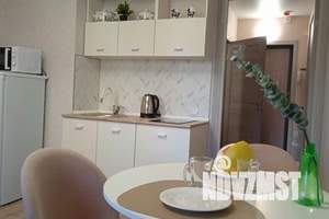 1-к квартира, посуточно, 40м2, 13/17 этаж