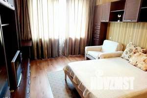 1-к квартира, посуточно, 30м2, 5/10 этаж