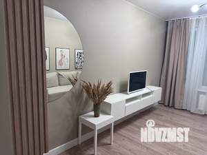 Студия квартира, посуточно, 30м2, 6/19 этаж