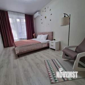 1-к квартира, посуточно, 40м2, 1/1 этаж