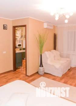 1-к квартира, посуточно, 35м2, 2/5 этаж