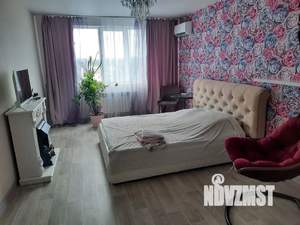 1-к квартира, посуточно, 43м2, 11/18 этаж