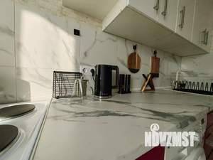 1-к квартира, посуточно, 41м2, 14/25 этаж