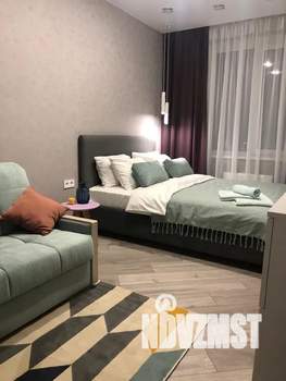 1-к квартира, посуточно, 34м2, 19/19 этаж