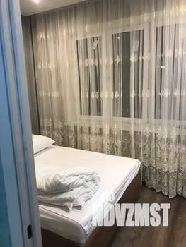 2-к квартира, посуточно, 45м2, 19/25 этаж