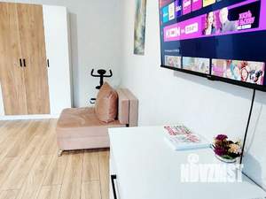 1-к квартира, посуточно, 40м2, 1/17 этаж