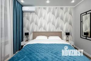 1-к квартира, посуточно, 42м2, 4/18 этаж