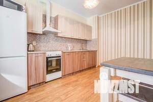 1-к квартира, посуточно, 40м2, 7/17 этаж