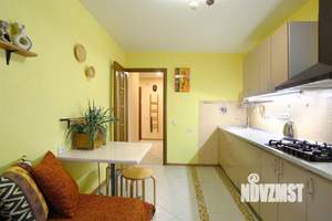 1-к квартира, посуточно, 42м2, 1/1 этаж