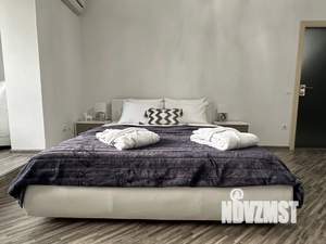 1-к квартира, посуточно, 54м2, 1/1 этаж