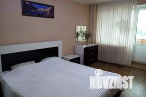 1-к квартира, посуточно, 46м2, 6/10 этаж