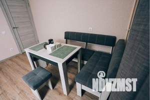 1-к квартира, посуточно, 42м2, 3/25 этаж