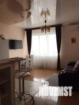 2-к квартира, посуточно, 54м2, 1/1 этаж