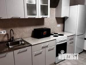 1-к квартира, посуточно, 38м2, 7/13 этаж