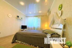 1-к квартира, посуточно, 48м2, 6/17 этаж