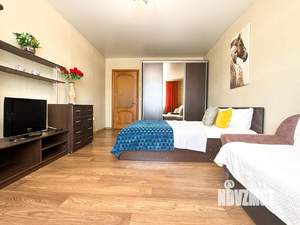 1-к квартира, посуточно, 43м2, 1/1 этаж