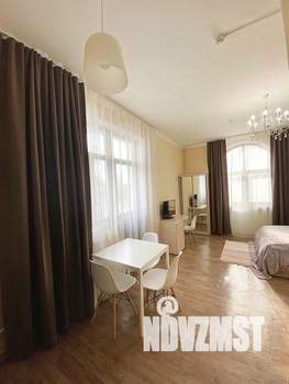1-к квартира, посуточно, 32м2, 1/1 этаж