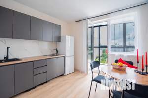 2-к квартира, посуточно, 62м2, 10/17 этаж