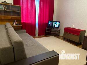 1-к квартира, посуточно, 35м2, 4/9 этаж