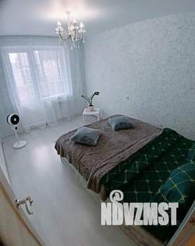 2-к квартира, посуточно, 56м2, 8/10 этаж