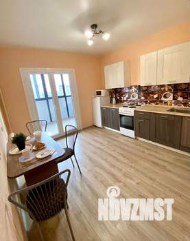 1-к квартира, посуточно, 38м2, 11/17 этаж