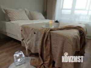 Студия квартира, посуточно, 25м2, 2/19 этаж