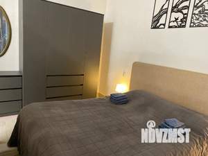 Студия квартира, посуточно, 54м2, 1/5 этаж