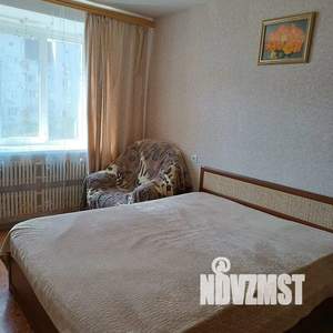 1-к квартира, посуточно, 36м2, 7/10 этаж