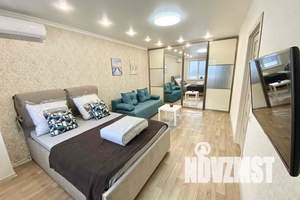 1-к квартира, посуточно, 52м2, 1/25 этаж