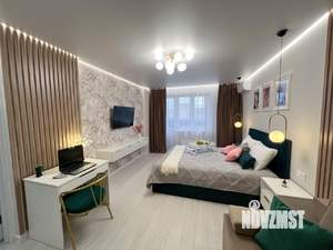 1-к квартира, посуточно, 43м2, 10/19 этаж