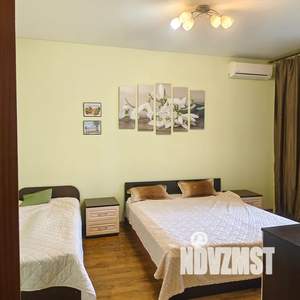 1-к квартира, посуточно, 37м2, 13/17 этаж